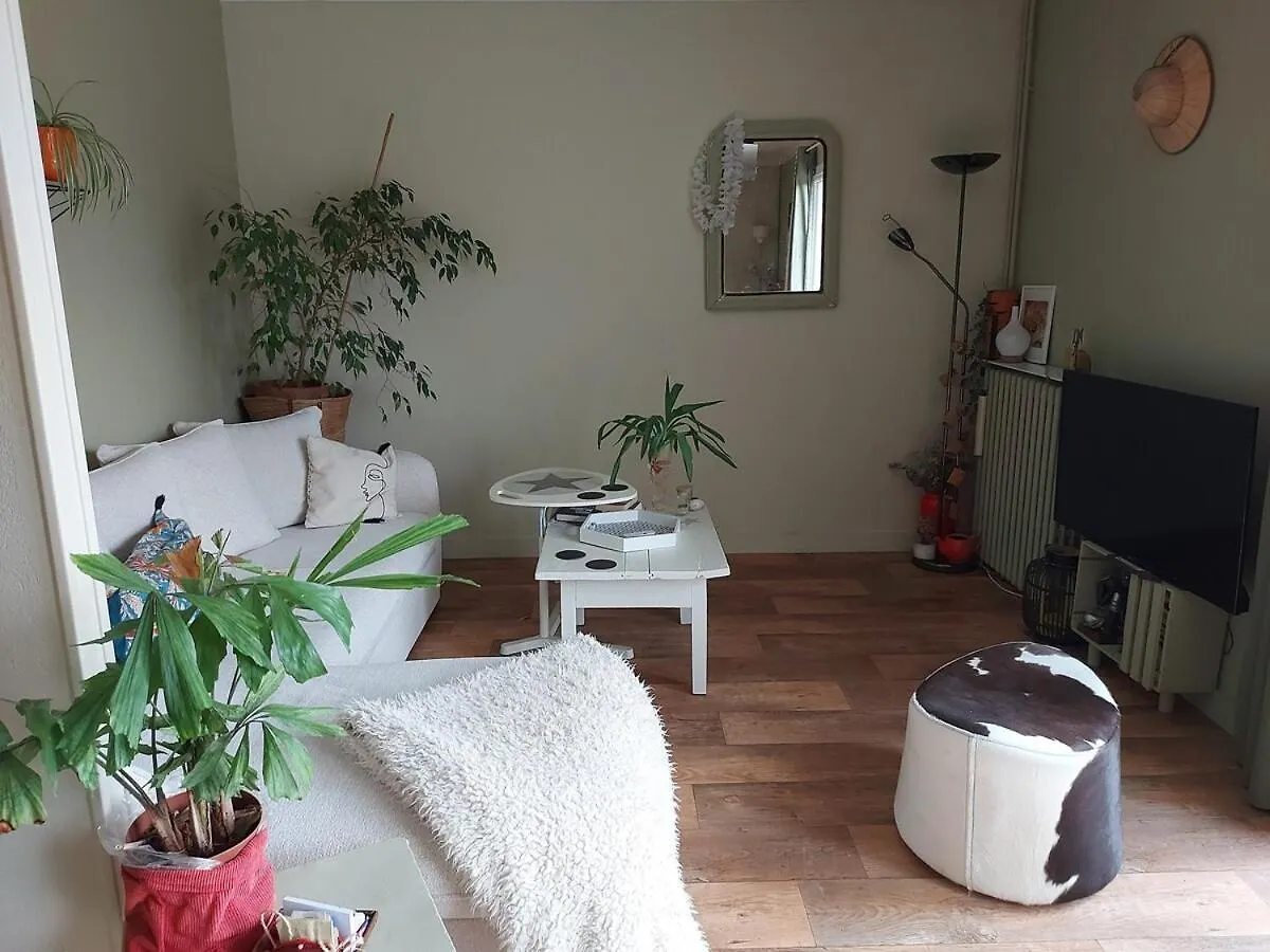 Auch Dans Un Ecrin De Verdure 0*,  Frankrijk